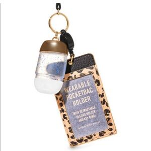 NWOT Bath & Body Works Leopard ID and Sanitizer Holder (Retractable)